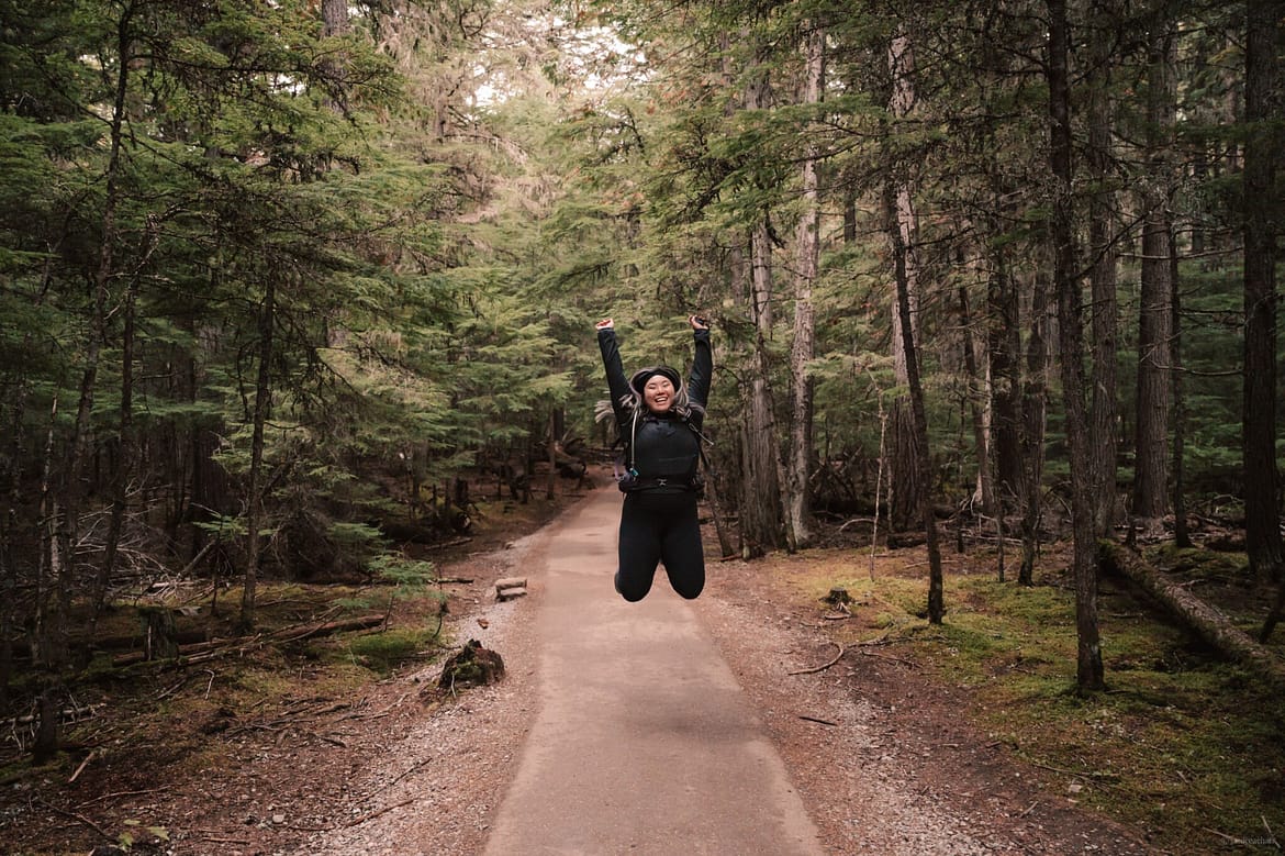 Hiking Alone: Benefits & Safety Tips for Women