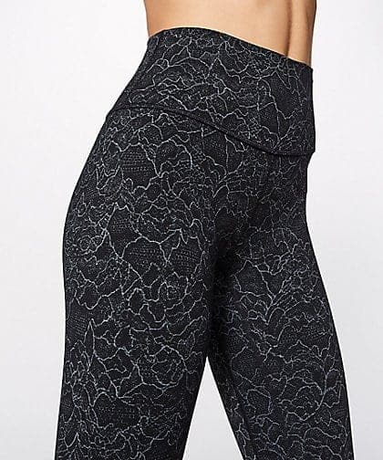 Lacescape Align Crops II
