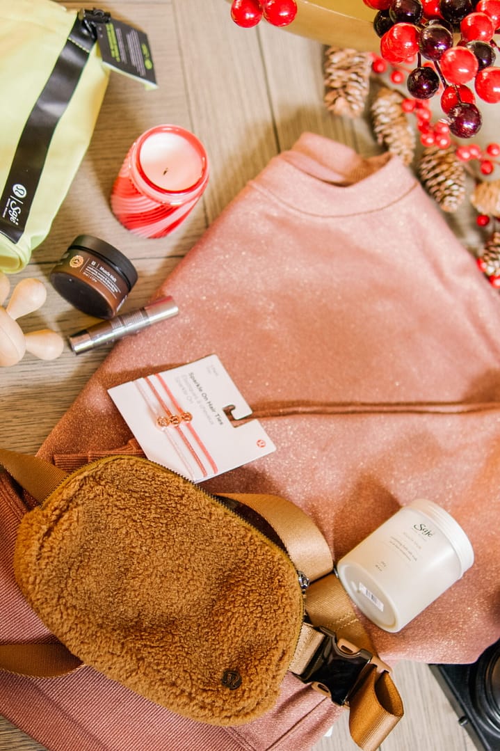 last minute gift ideas with lululemon