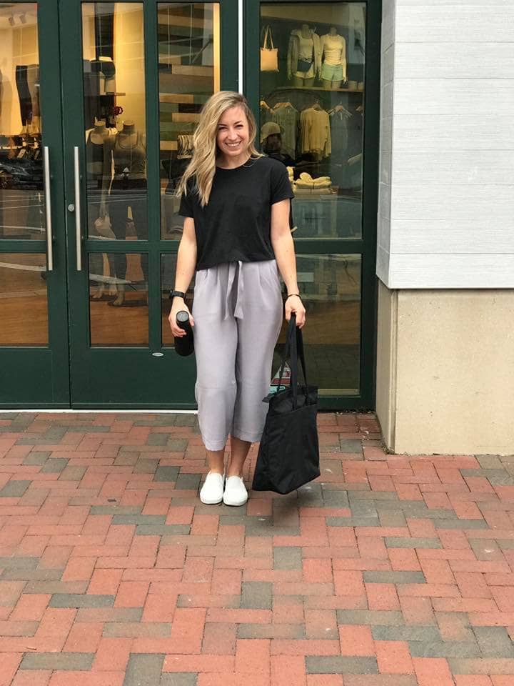 Noir Crop, Lululemon Store Photos