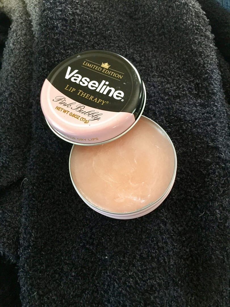 Vaseline Lip Tint Pink Bubbly