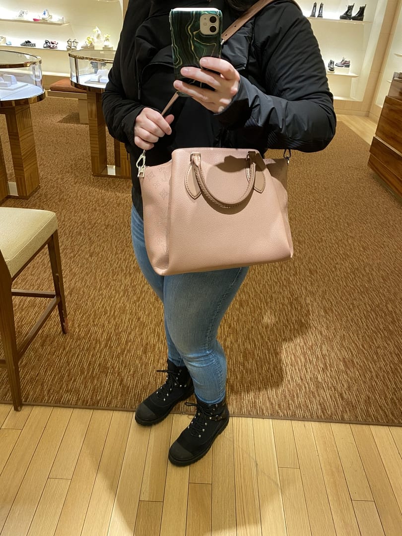 Louis Vuitton_HAUMEA_Bois De Rose Pink Brumé Gray