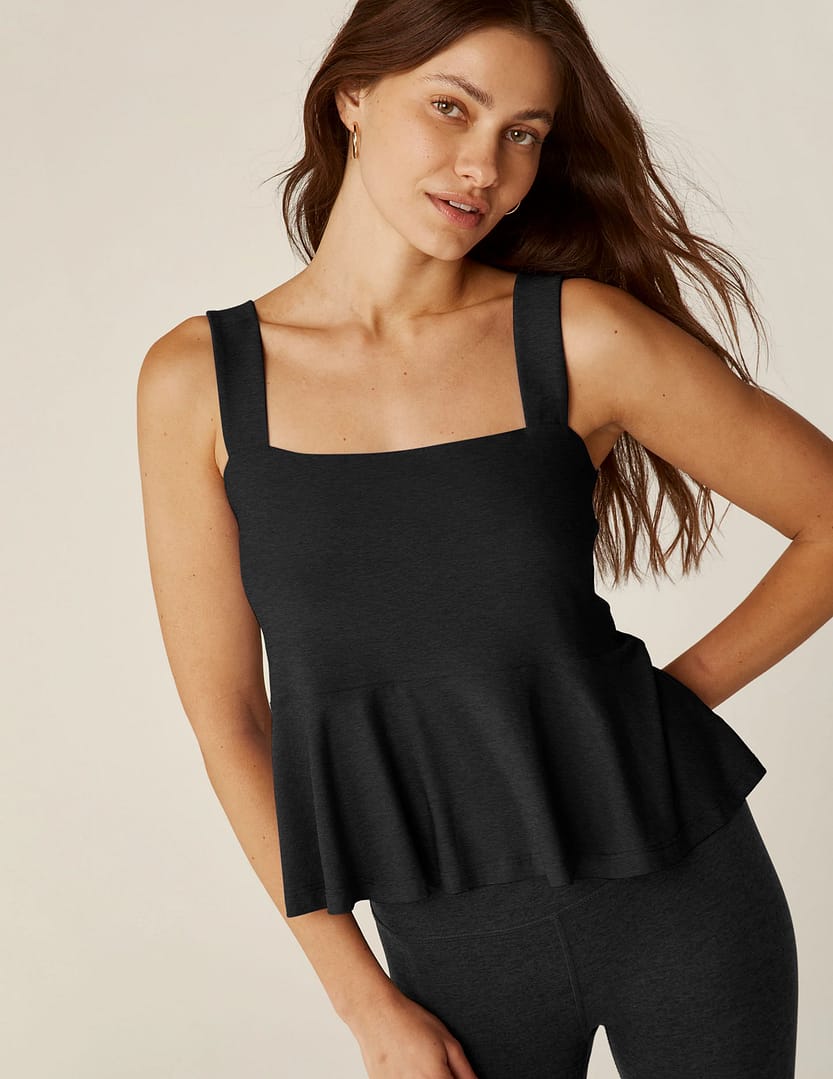beyond yoga featherweight flounce tank
