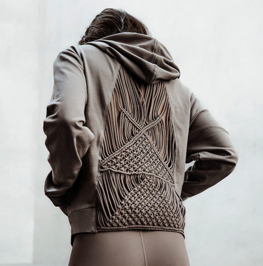 Gili Hoodie Carbon38 Sayang Collection