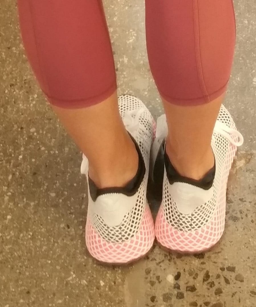 Adidas Deerupt Runner Shoes in Core Black/Chalk Pink