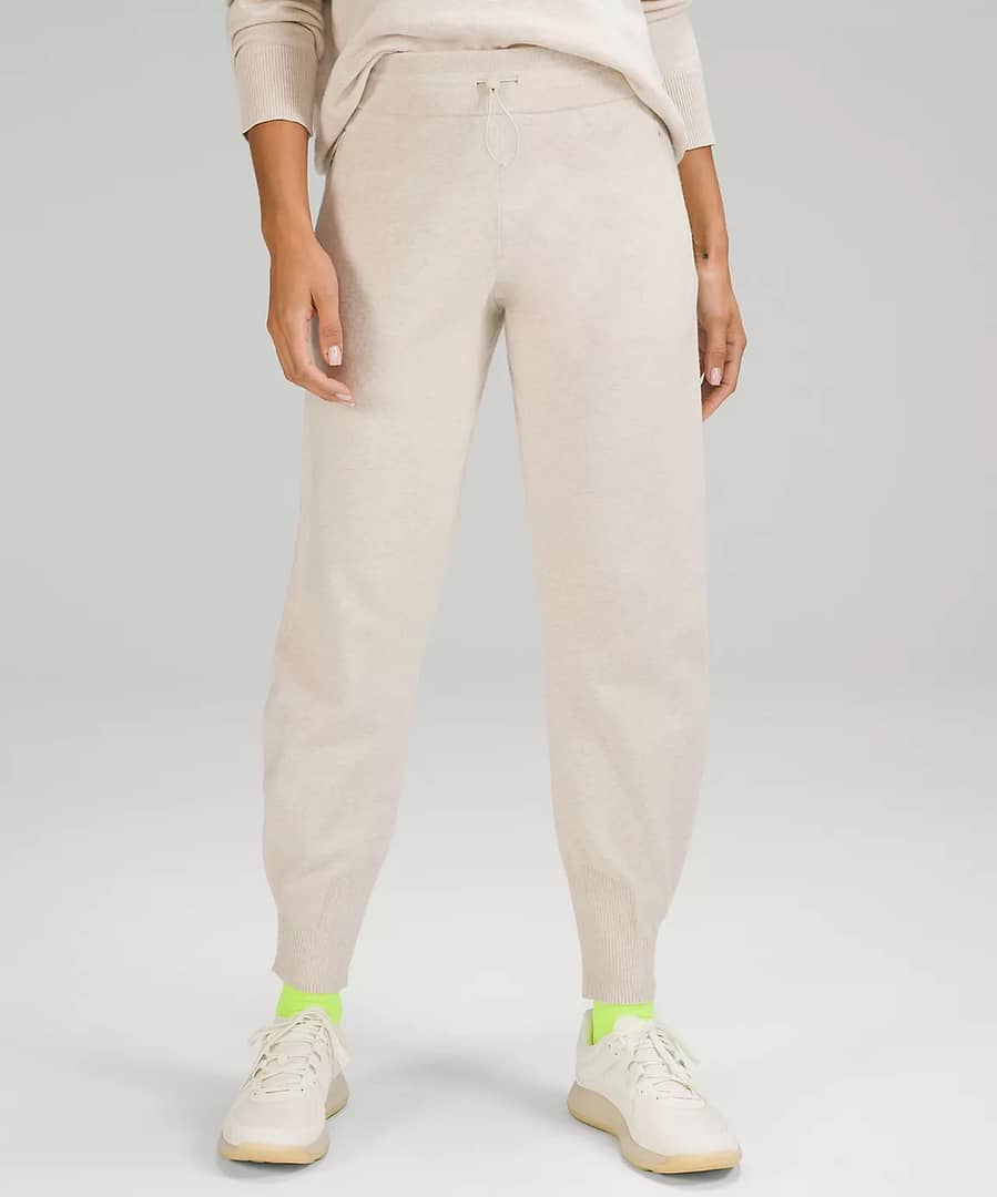 Cotton-Cashmere Knit Mid-Rise Jogger - roasted brown