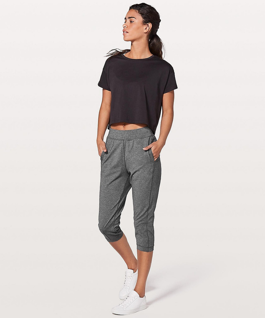 Lululemon Rejuvenate Crop