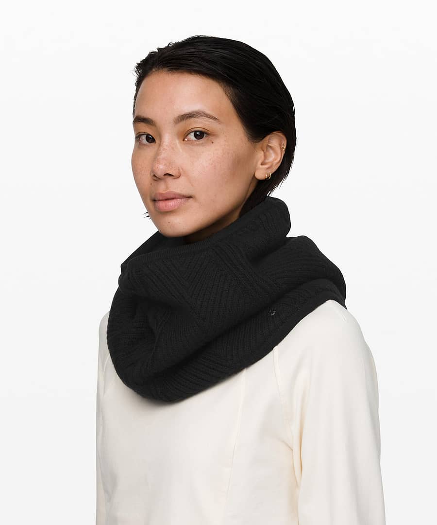 Show Me The Sherpa Snood