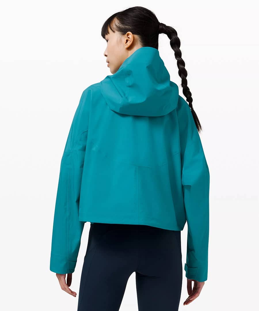 Rain Chaser Jacket Online Only_ Hawaiian Blue_ lululemon upload 3
