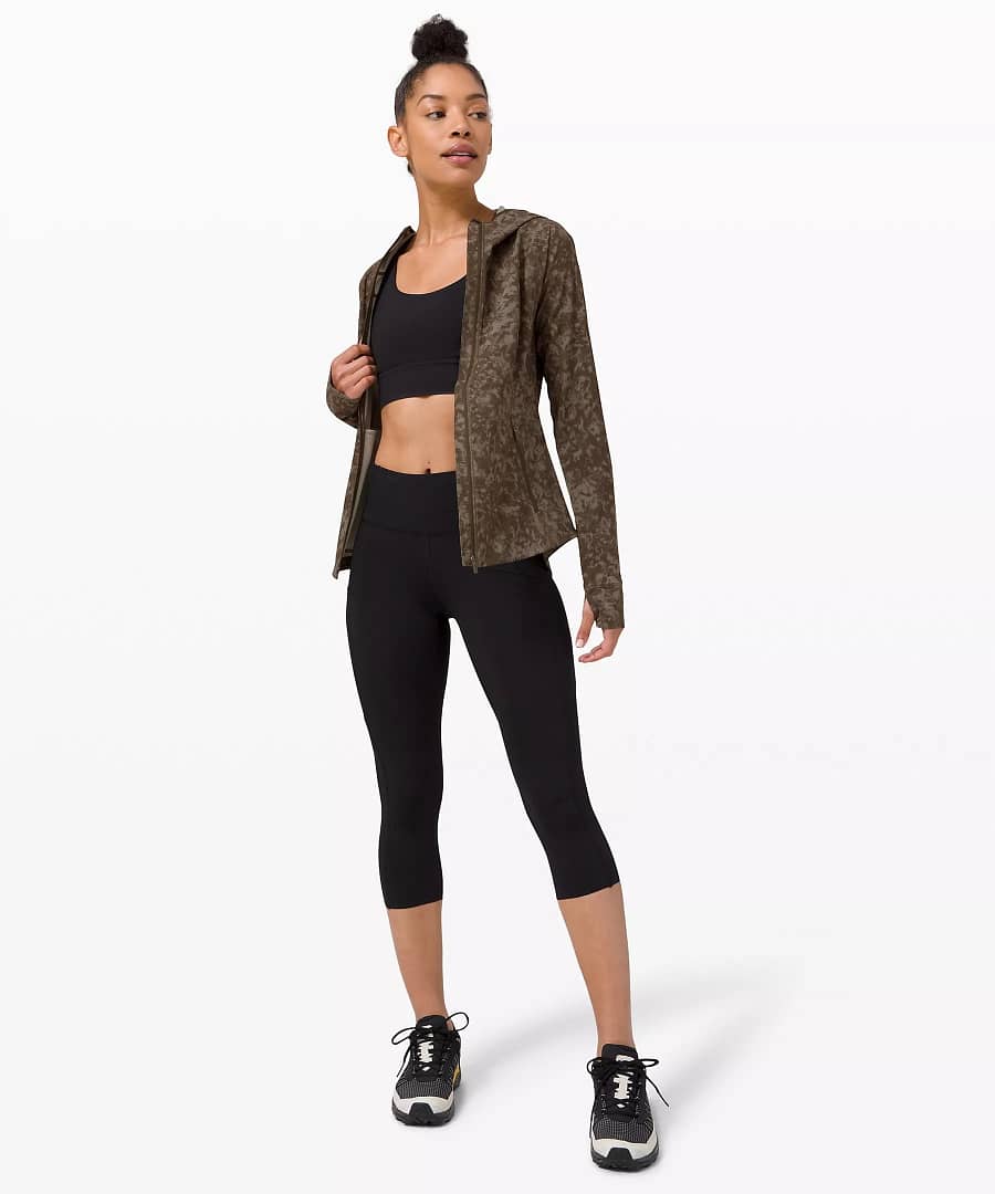 mist over windbreaker_Summer Shade Medium Olive Dark Olive _lululemon_upload