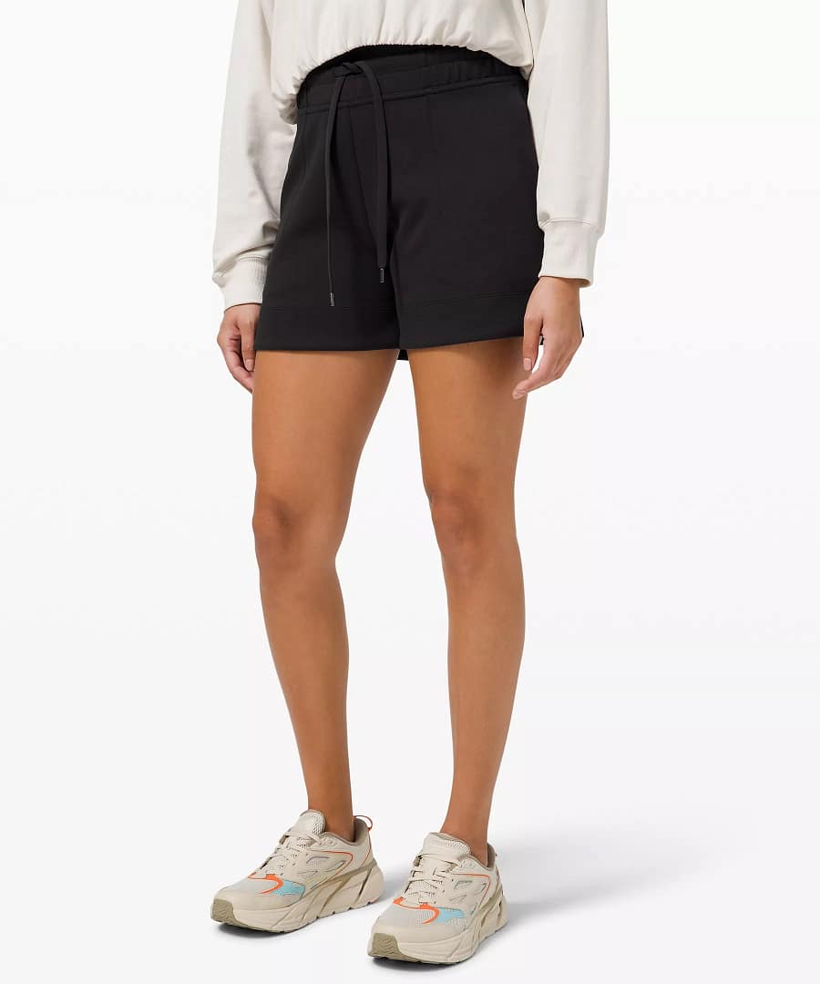Soft Ambitions High Rise Short 4 black