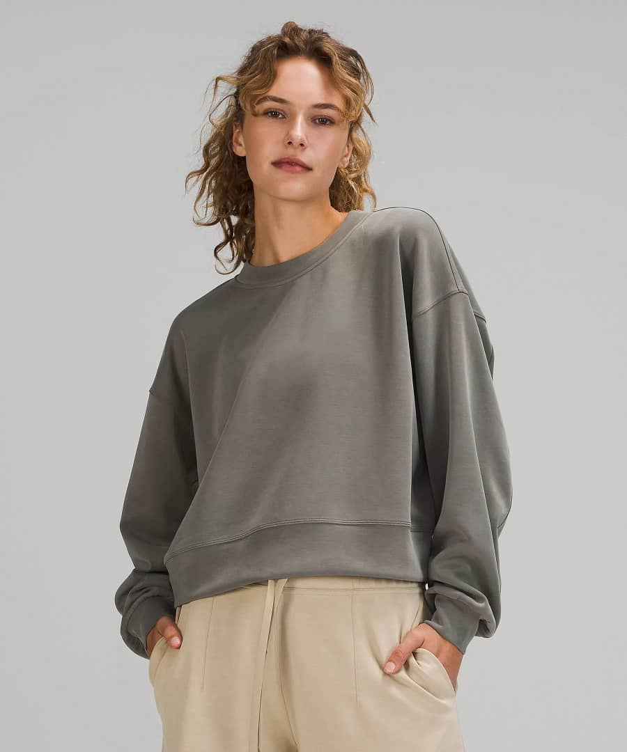 Perfectly Oversized Cropped Crew Softstreme™ grey sage