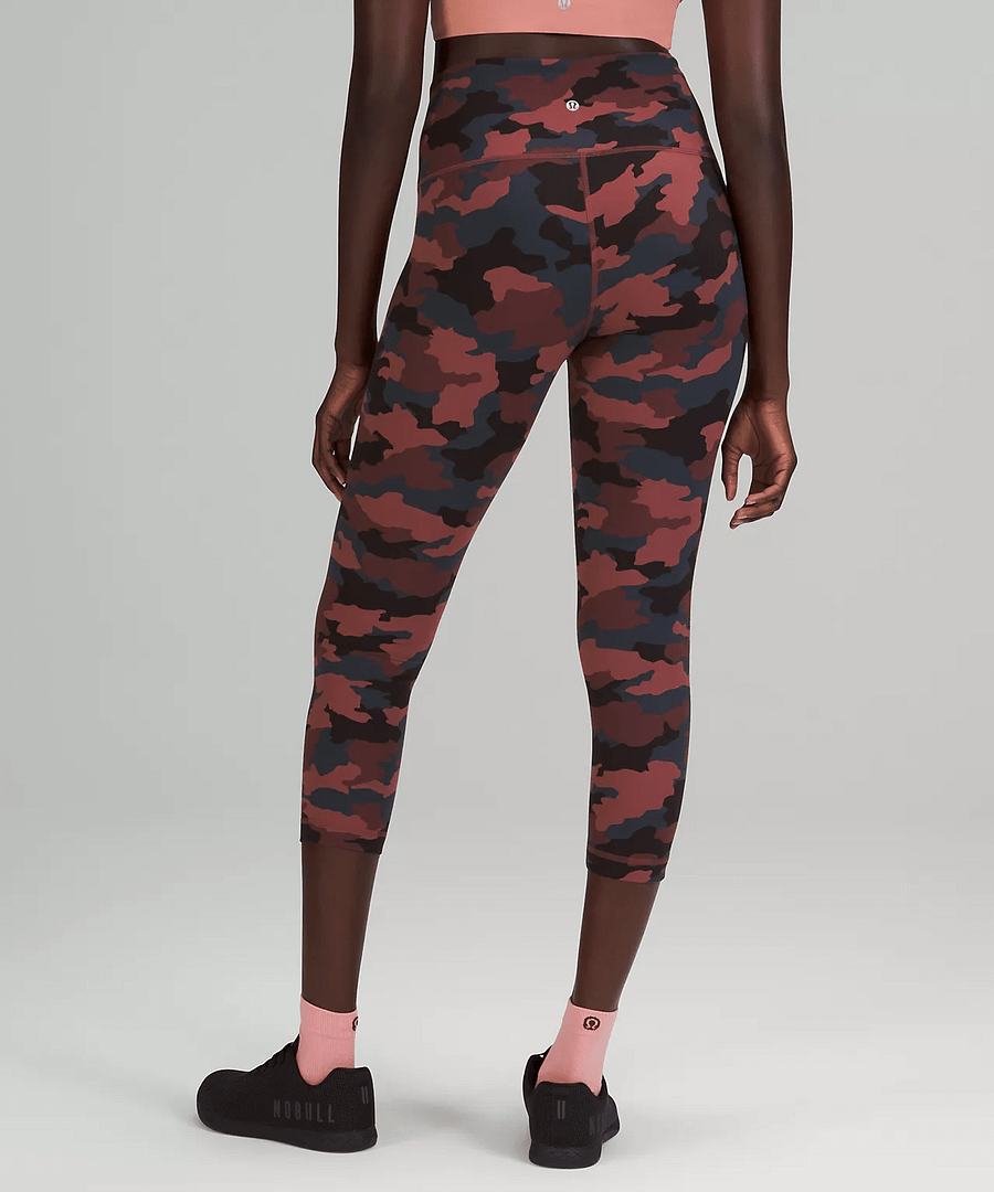 wunder train high rise crop ColourHeritage 365 Camo Smoky Red Night Sea Multi 3