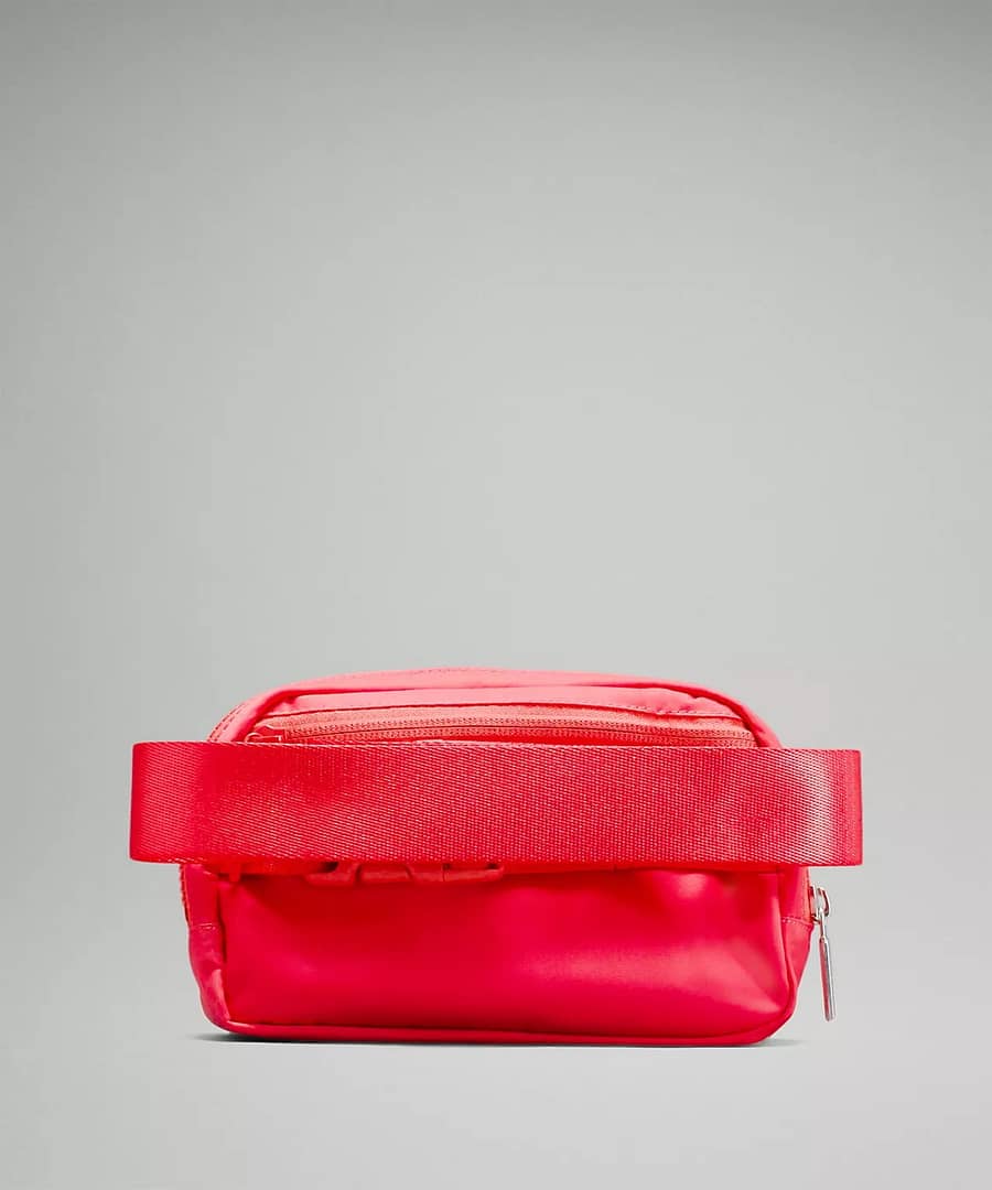 lululemon-belt-bag-restock-everywhere-belt-bag
