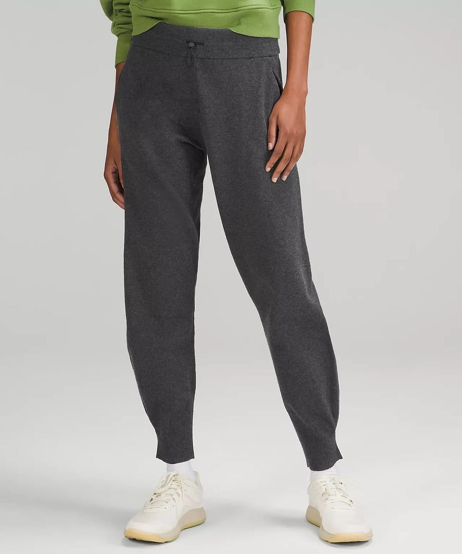 Cotton-Cashmere Knit Mid-Rise Jogger - roasted brown