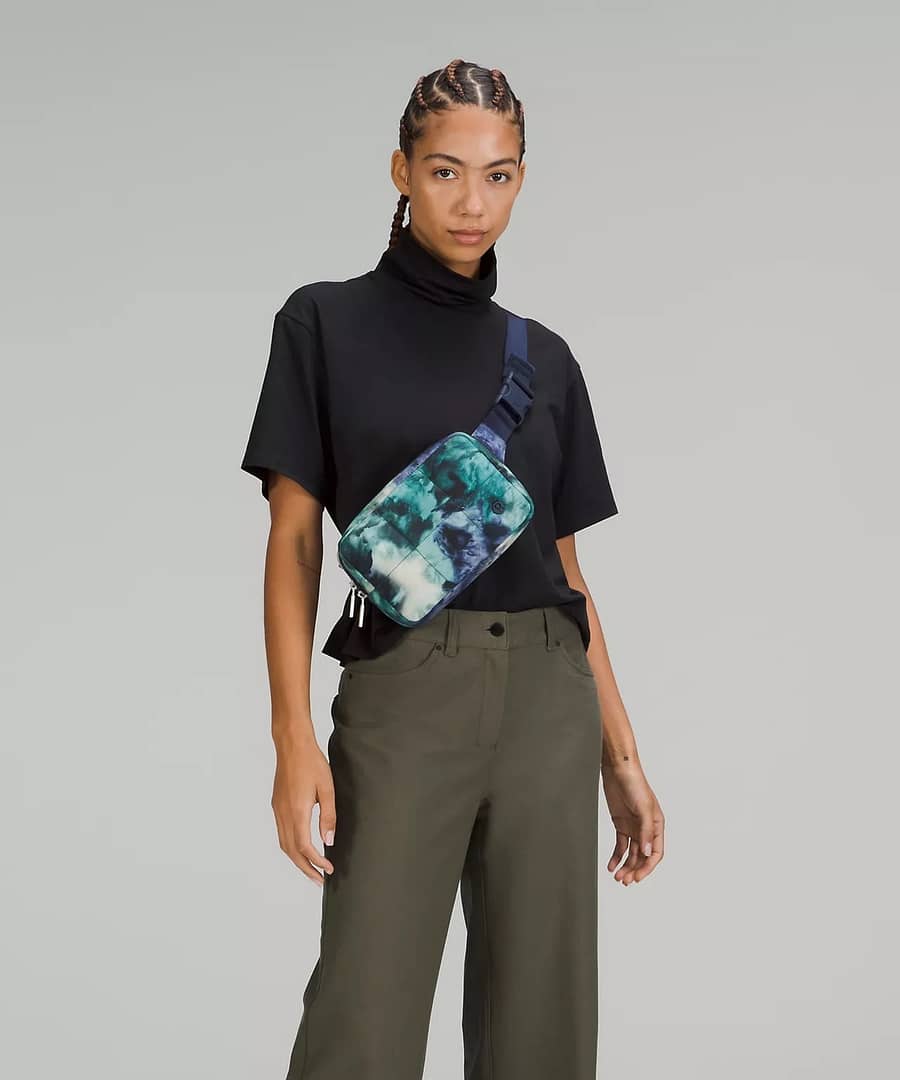 Quilted Grid Belt Bag meteaor wash print multi 2