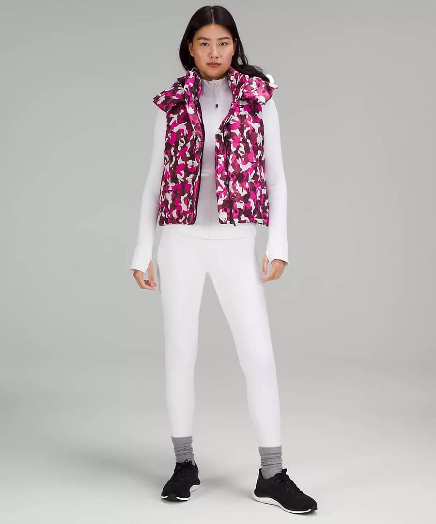 New Year Wunder Puff Cropped Vest - rabbit all over print sonic pink and white pants
