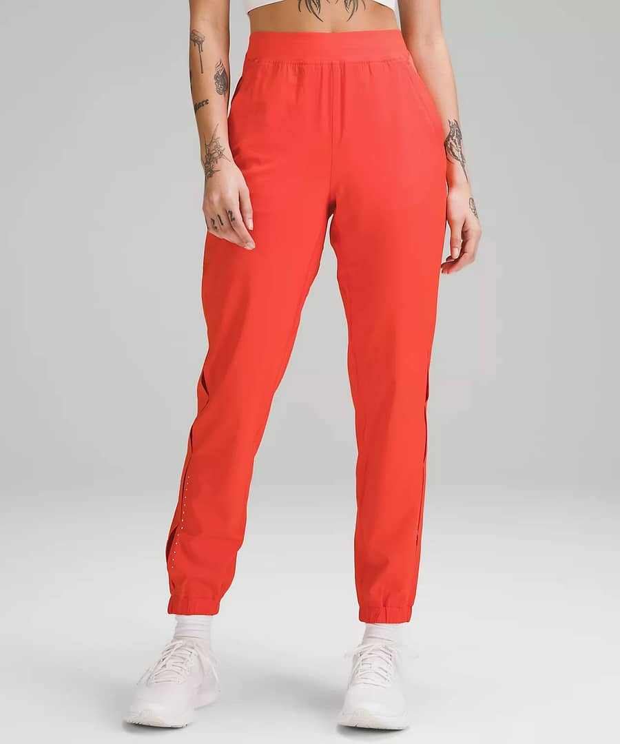 Adapted State High-Rise Jogger Airflow
