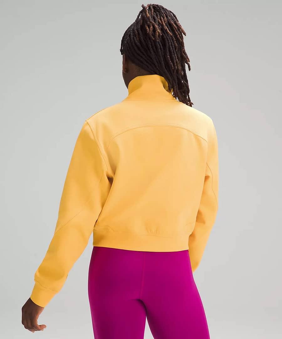 back details of the Luxtreme Spacer Full Zip in yellow