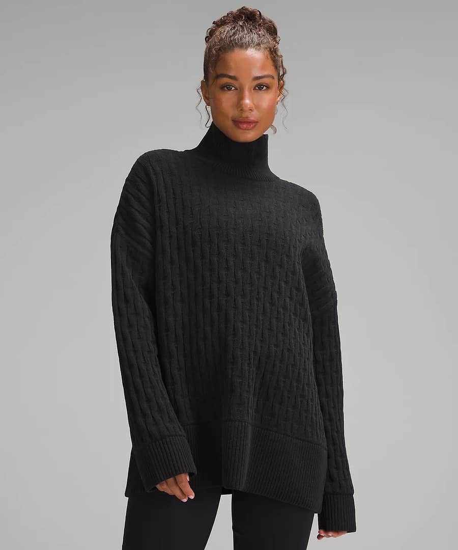 Cable-Knit Relaxed-Fit Sweater 3