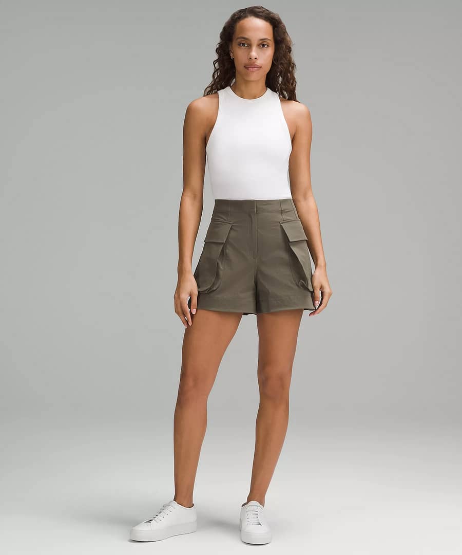 Relaxed-Fit Super-High-Rise Cargo Short 4 2