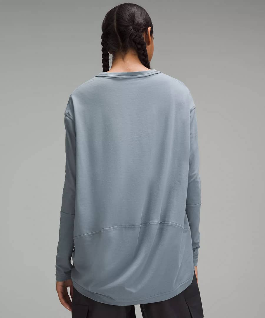 Back In Action V-Neck Long-Sleeve Shirt 3