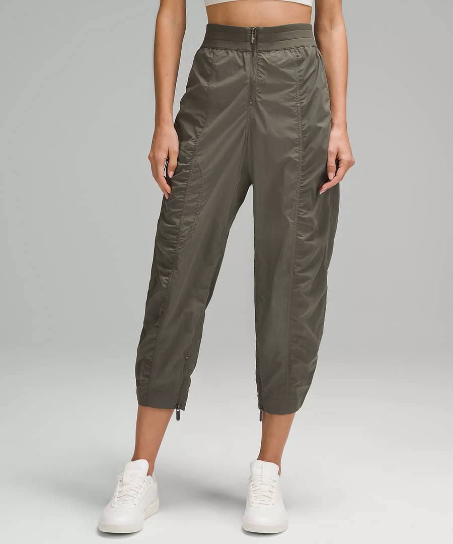 Front-Zip Mid-Rise Ruched Crop