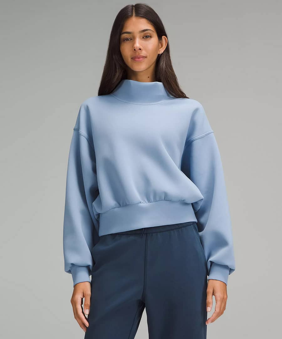 Full Flourish Pullover blue willow