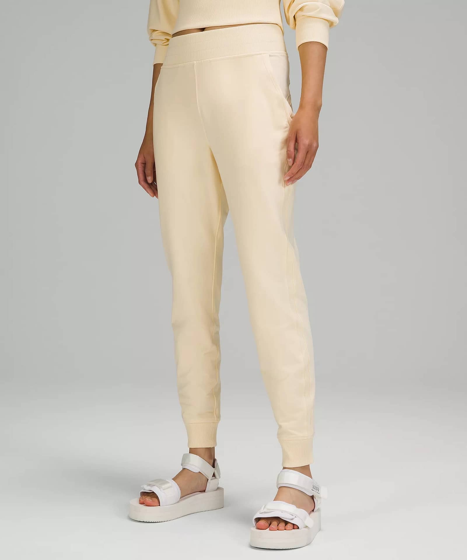 LA Warm Down High-Rise Jogger lemon chiffon