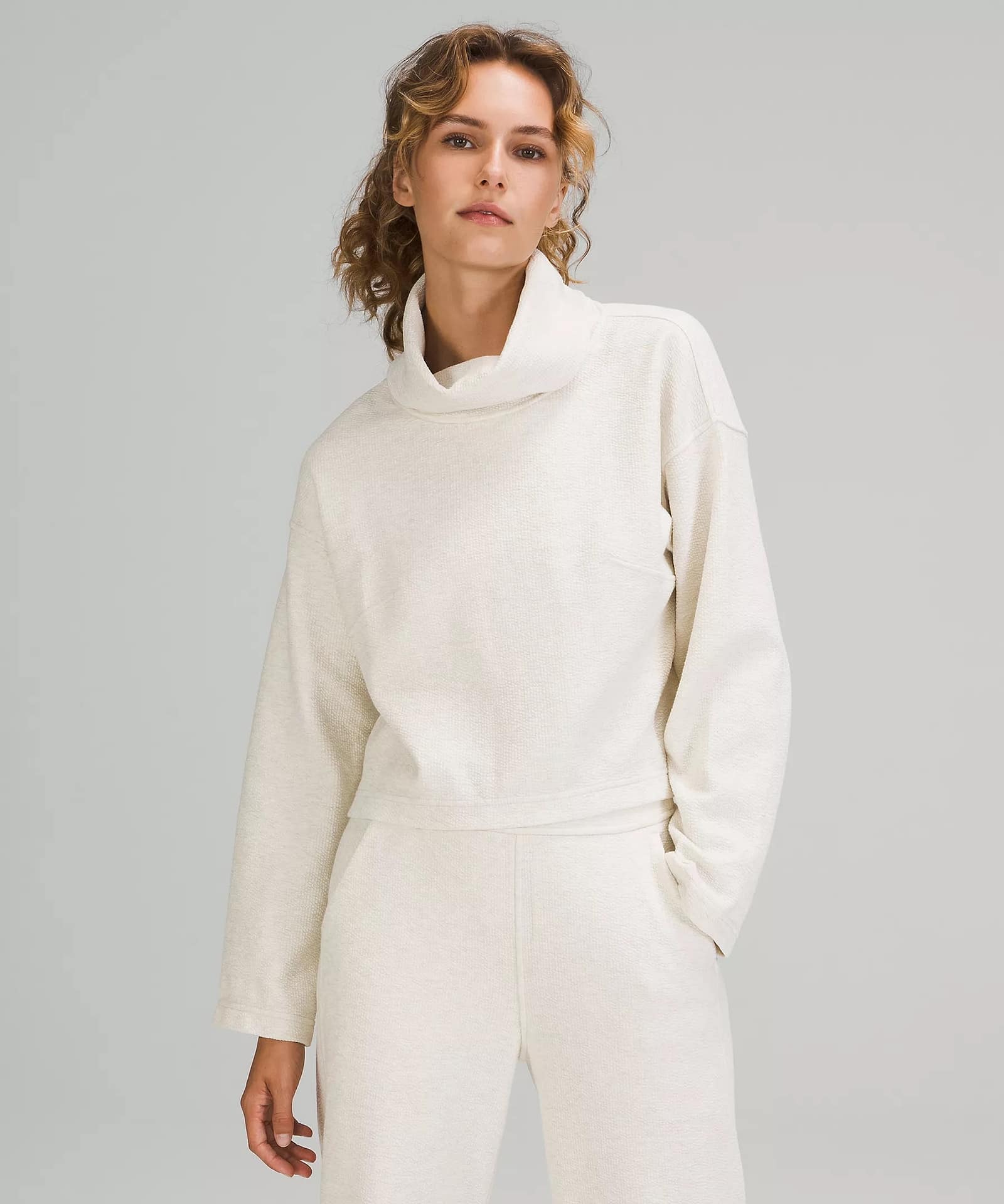 Ribbed Funnel Neck Pullover 3