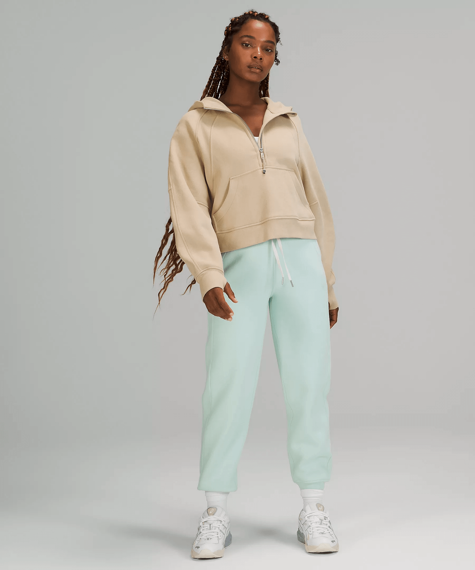Scuba Relaxed High-Rise Jogger delicate mint 2