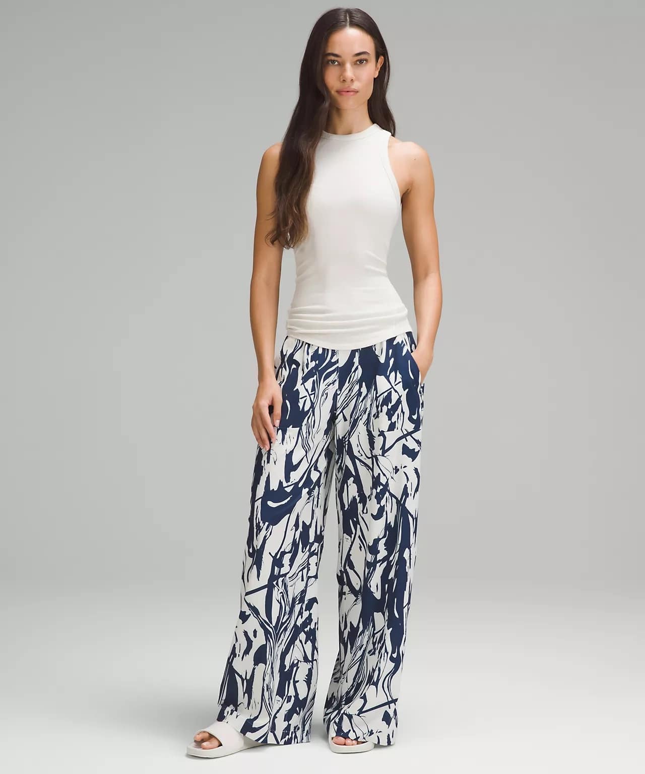 Swift Wide-Leg Mid-Rise Pant Full Length 2