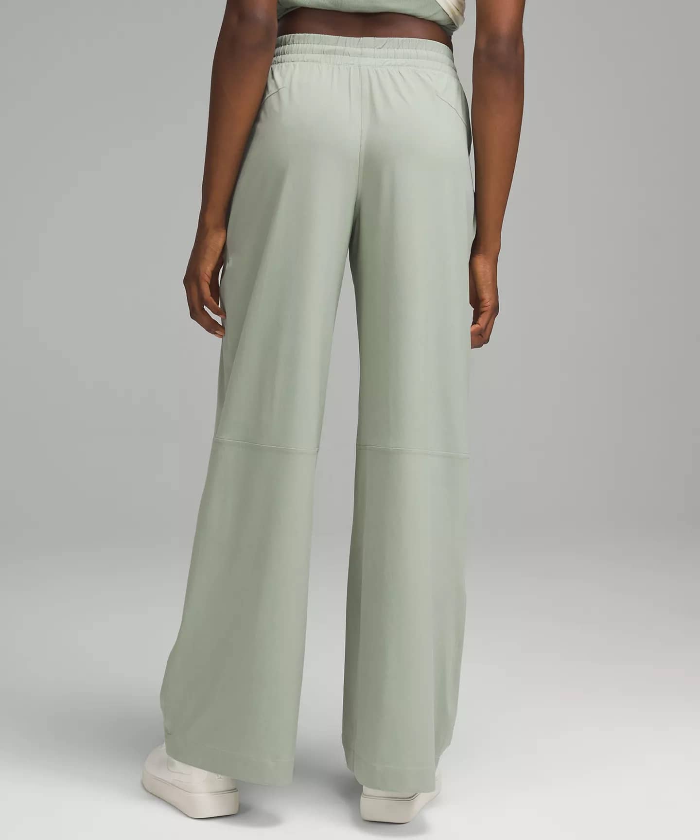 Swift Mid-Rise Wide-Leg Pant
