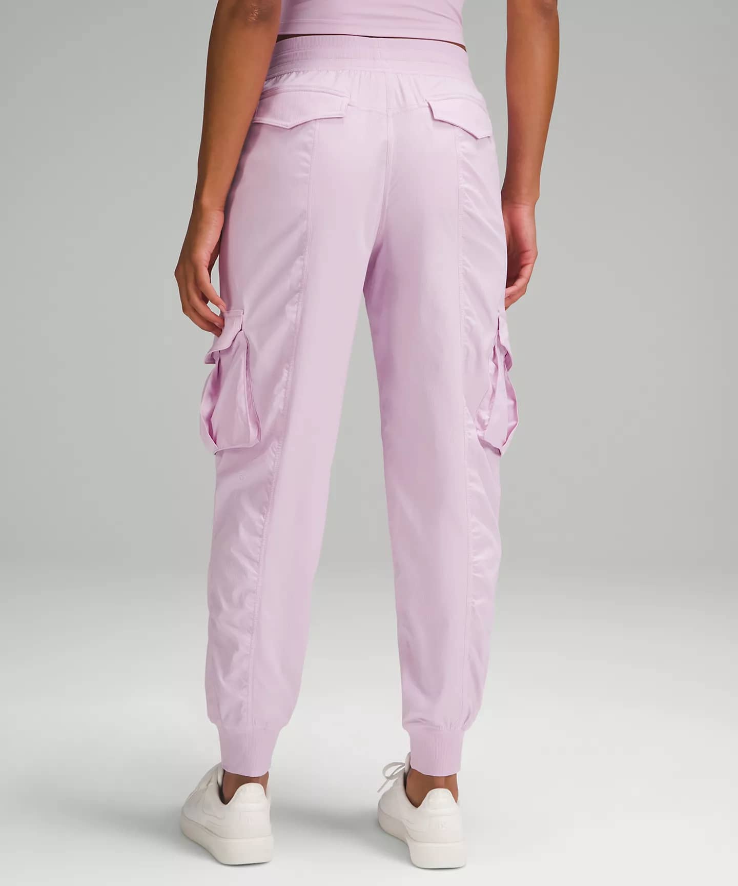 Dance Studio Relaxed-Fit Mid-Rise Cargo Jogger- vita pink